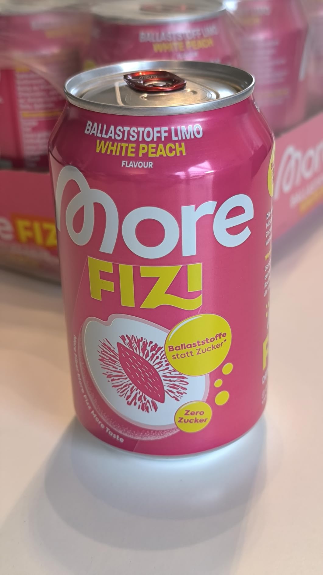 More Fizi, White Peach, 330 ml (12er Pack) – Bild 2